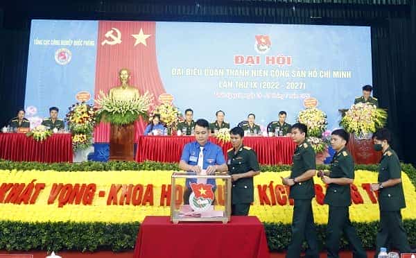 Bỏ phiếu bầu đoàn đại biểu đi dự Đại hội đại biểu Đoàn TNCS Hồ Chí Minh Quân đội lần thứ X (2022-2027).