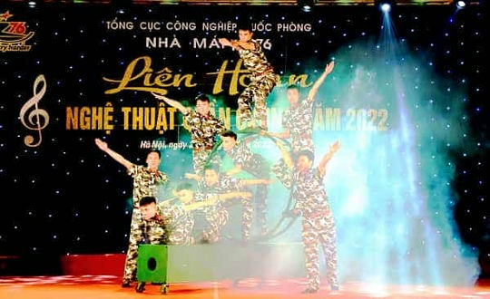 Liên quân Phân xưởng A2 và A7 với phần thi “Trái tim người lính”.