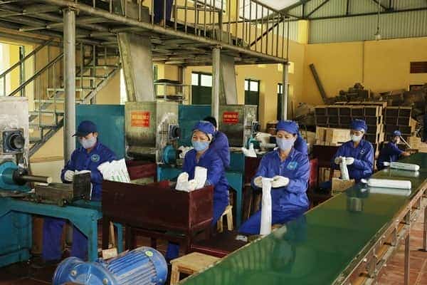 <span><em><span><br/>
</span>