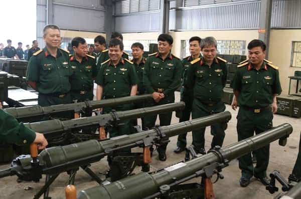  Làm gì để "gỡ khó" cho sản xuất quốc phòng? 