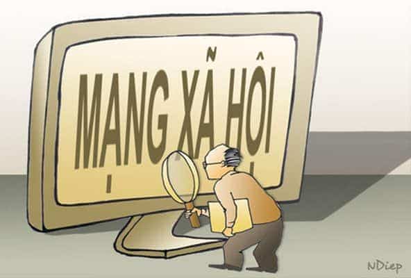 Dựa cột mà nghe!