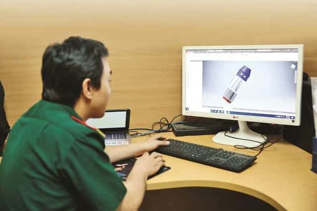  Bàn về phát triển nguồn nhân lực chất lượng cao cho Công nghiệp quốc phòng 