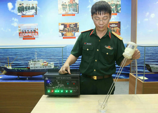  Bộ thiết bị báo nước trên tàu thủy 