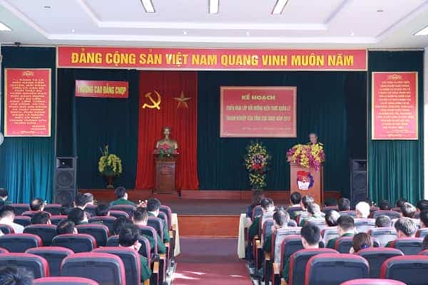  Khai mạc lớp bồi dưỡng kiến thức quản lý doanh nghiệp 