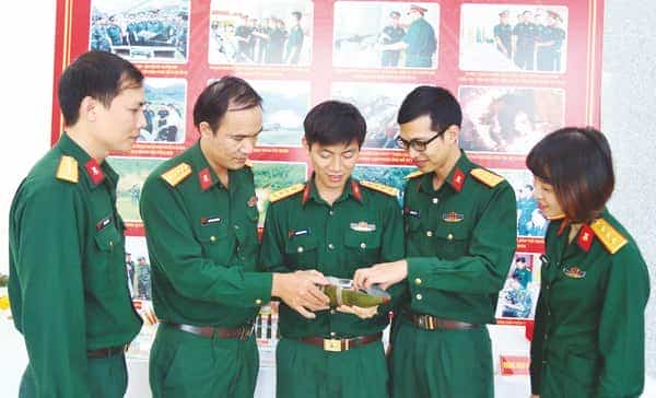  Khơi dậy niềm đam mê, sáng tạo của sĩ quan, cán bộ khoa học kỹ thuật trẻ 