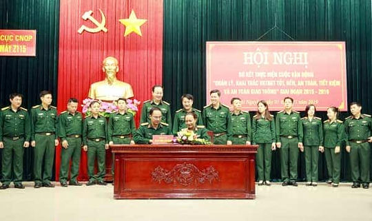  Nhà máy Z115 khen thưởng gần 50 tập thể, cá nhân trong thực hiện Cuộc vận động 50 