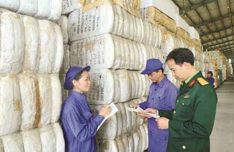 Ở một phân kho điển hình