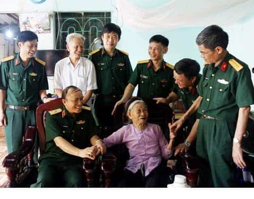  Một số kinh nghiệm từ đại hội làm trước của Đoàn cơ sở Nhà máy Z131 