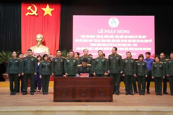  Xứng đáng là doanh nghiệp vì người lao động 