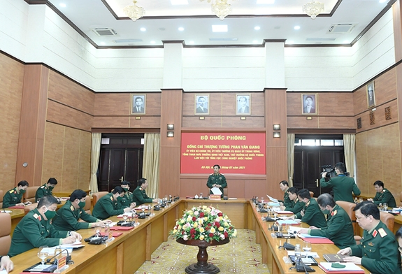 Thượng tướng Phan Văn Giang làm việc với Tổng cục Công nghiệp quốc phòng