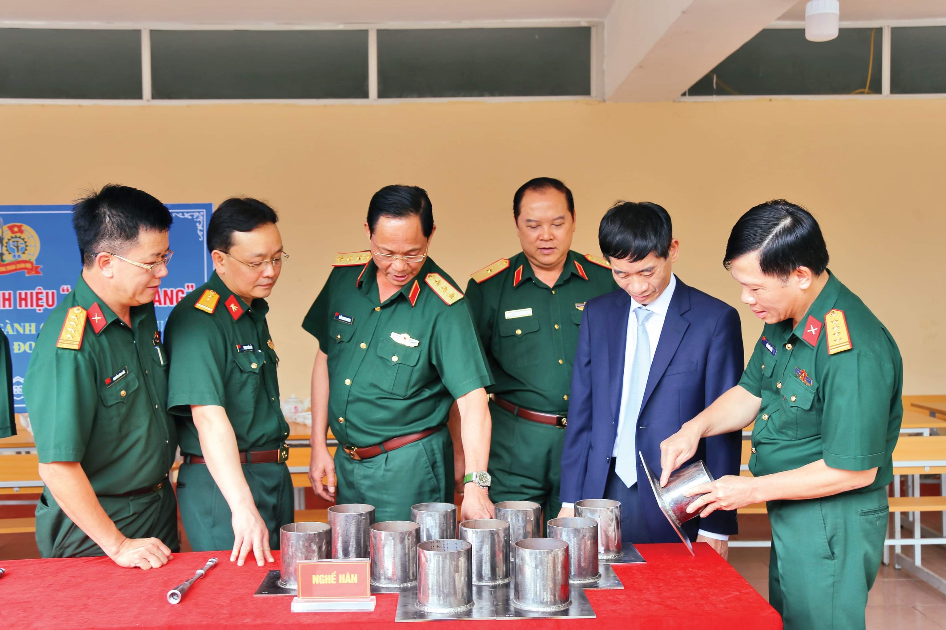 Ấn tượng Hội thi thợ giỏi ngành cơ khí toàn quân