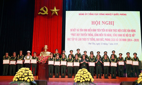 Đẩy mạnh học tập và làm theo tư tưởng, đạo đức, phong cách Hồ Chí Minh trong Tổng cục Công nghiệp quốc phòng