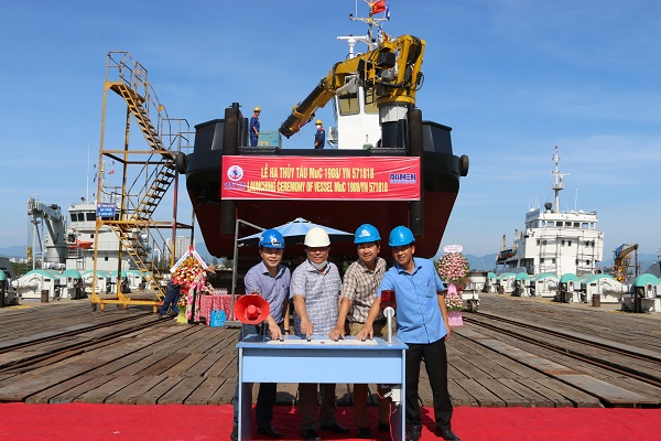 Tổng công ty Sông Thu hạ thủy tàu công trình hiện đại