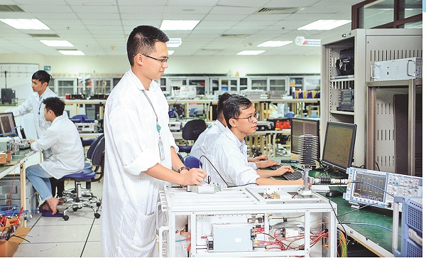Tăng cường kết hợp kinh tế với quốc phòng trong hoạt động khoa học và công nghệ quân sự