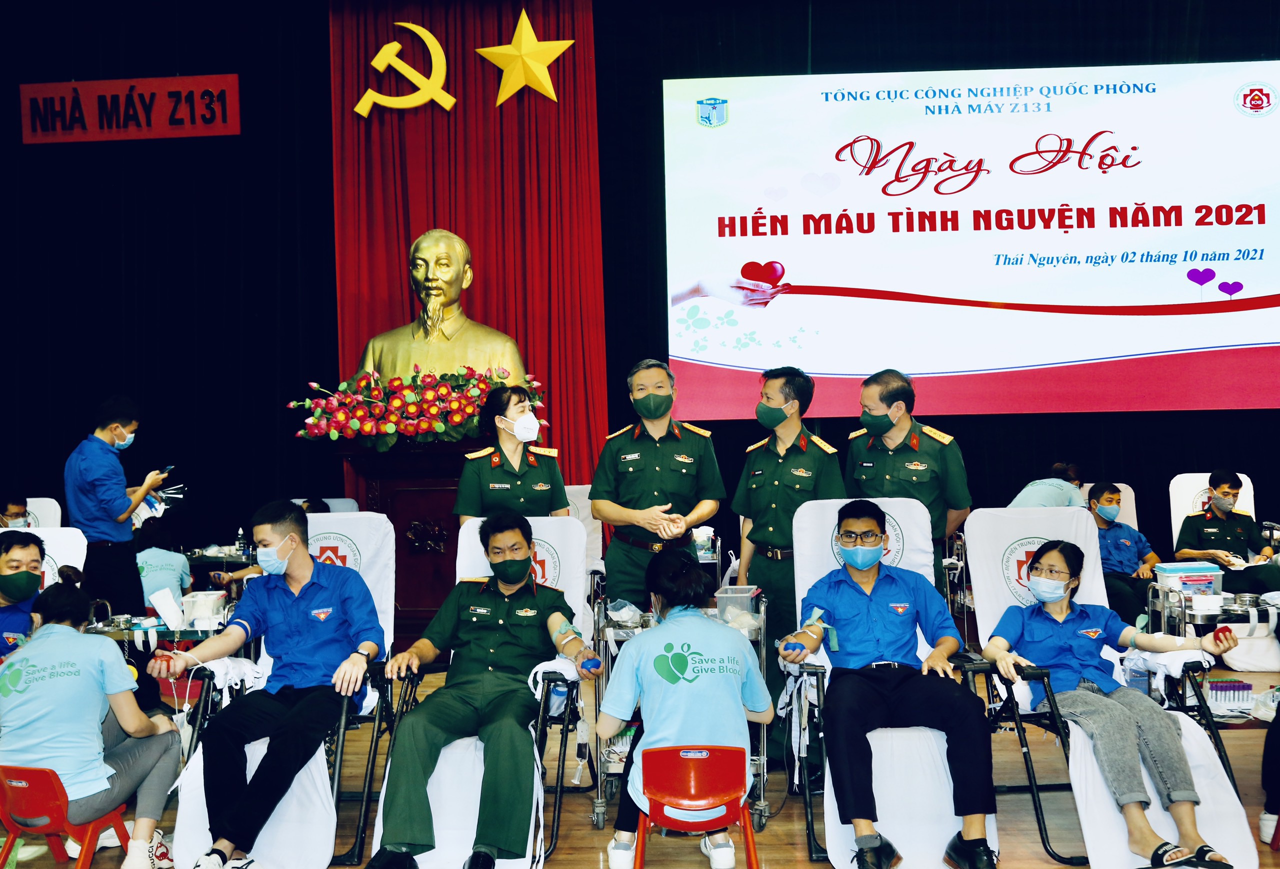 Nhà máy Z131 tổ chức hiến máu tình nguyện