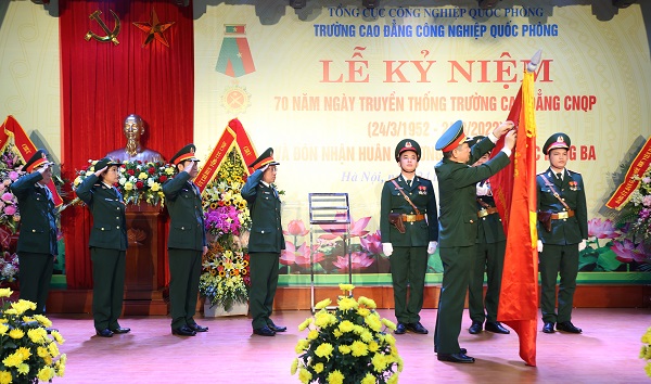 Kỷ niệm 70 năm Ngày truyền thống Trường Cao đẳng Công nghiệp quốc phòng