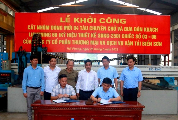 Nhà máy Z173 khởi công đóng mới 4 tàu chở khách