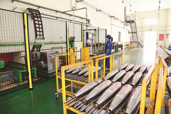 Phát huy truyền thống Anh hùng, xây dựng Nhà máy Z113 phát triển chuyên nghiệp, hiện đại