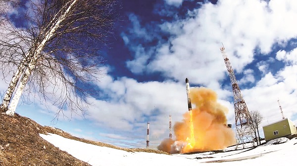 RS-28 Sarmat - Tên lửa mới “siêu khủng” của Nga