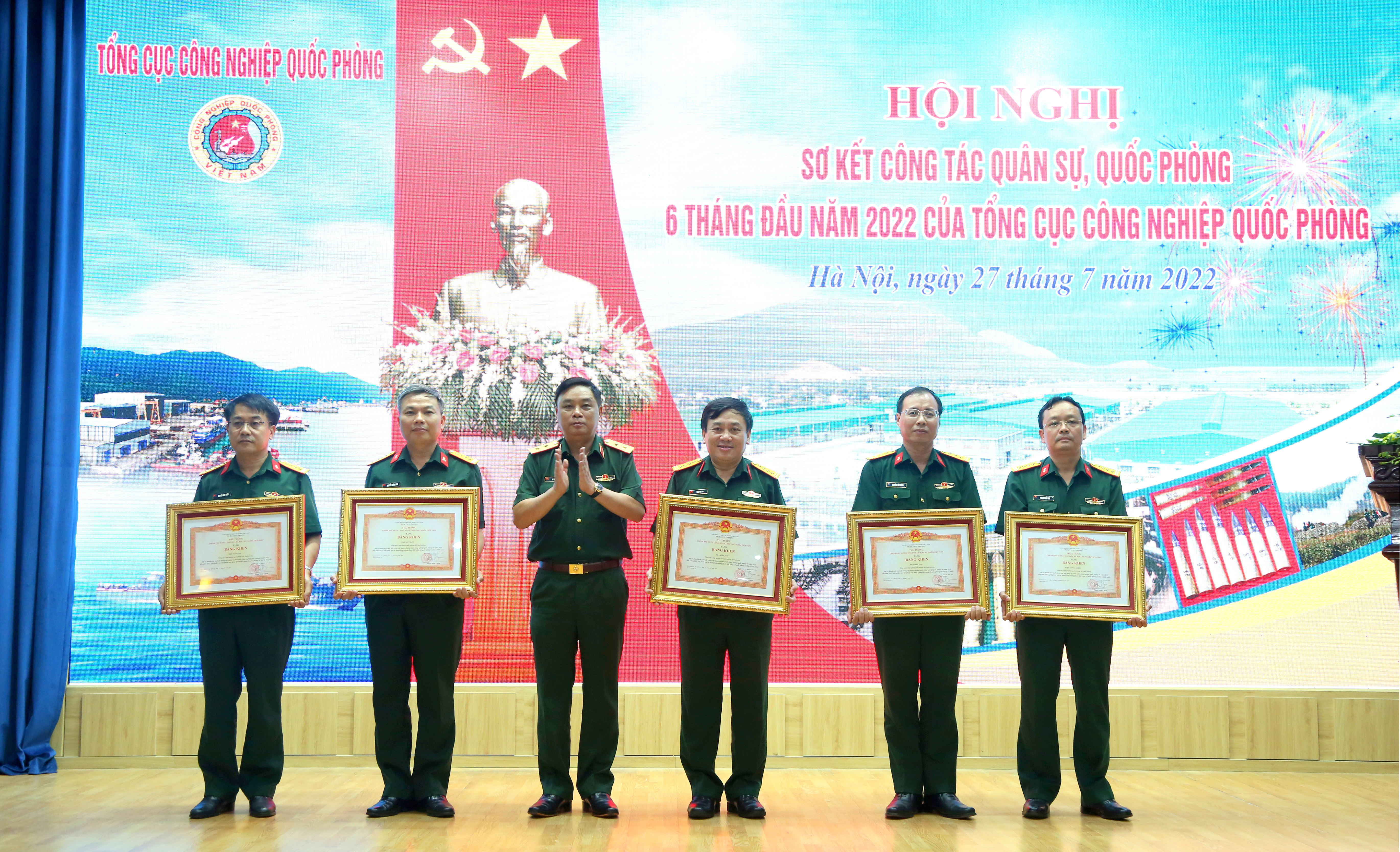 Nhiều kết quả quan trọng trong thực hiện nhiệm vụ quân sự, quốc phòng
