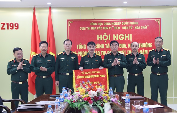 Các đơn vị “Điện - Điện tử - Hóa chất”: Phong trào thi đua năm 2022 đạt hiệu quả thiết thực