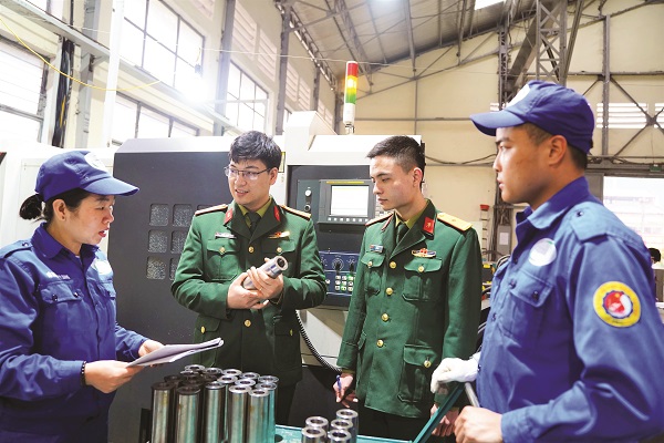 Những cán bộ, đoàn viên “xung kích, sáng tạo”