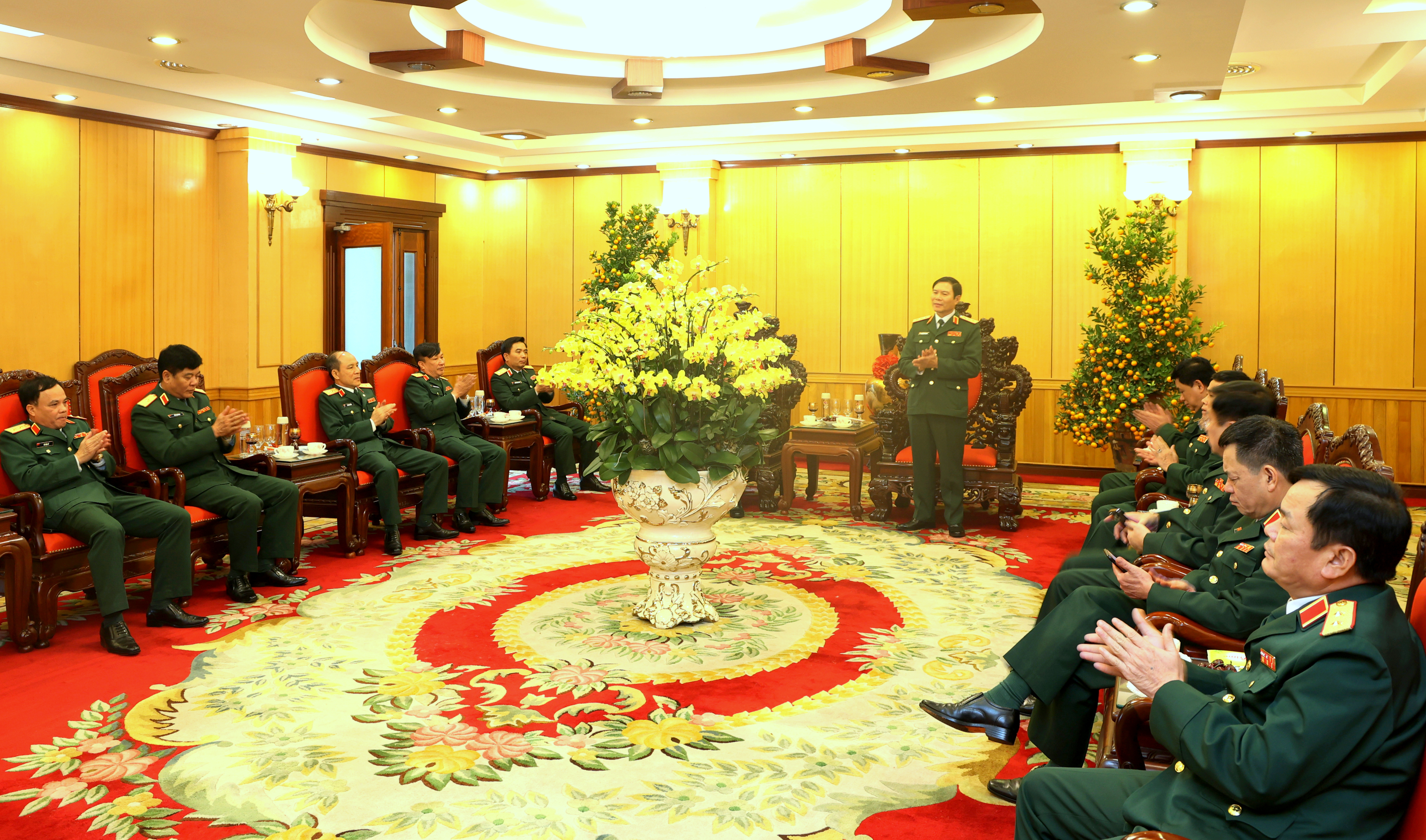 Đại diện lãnh đạo Bộ Quốc phòng chúc Tết Tổng cục Công nghiệp quốc phòng