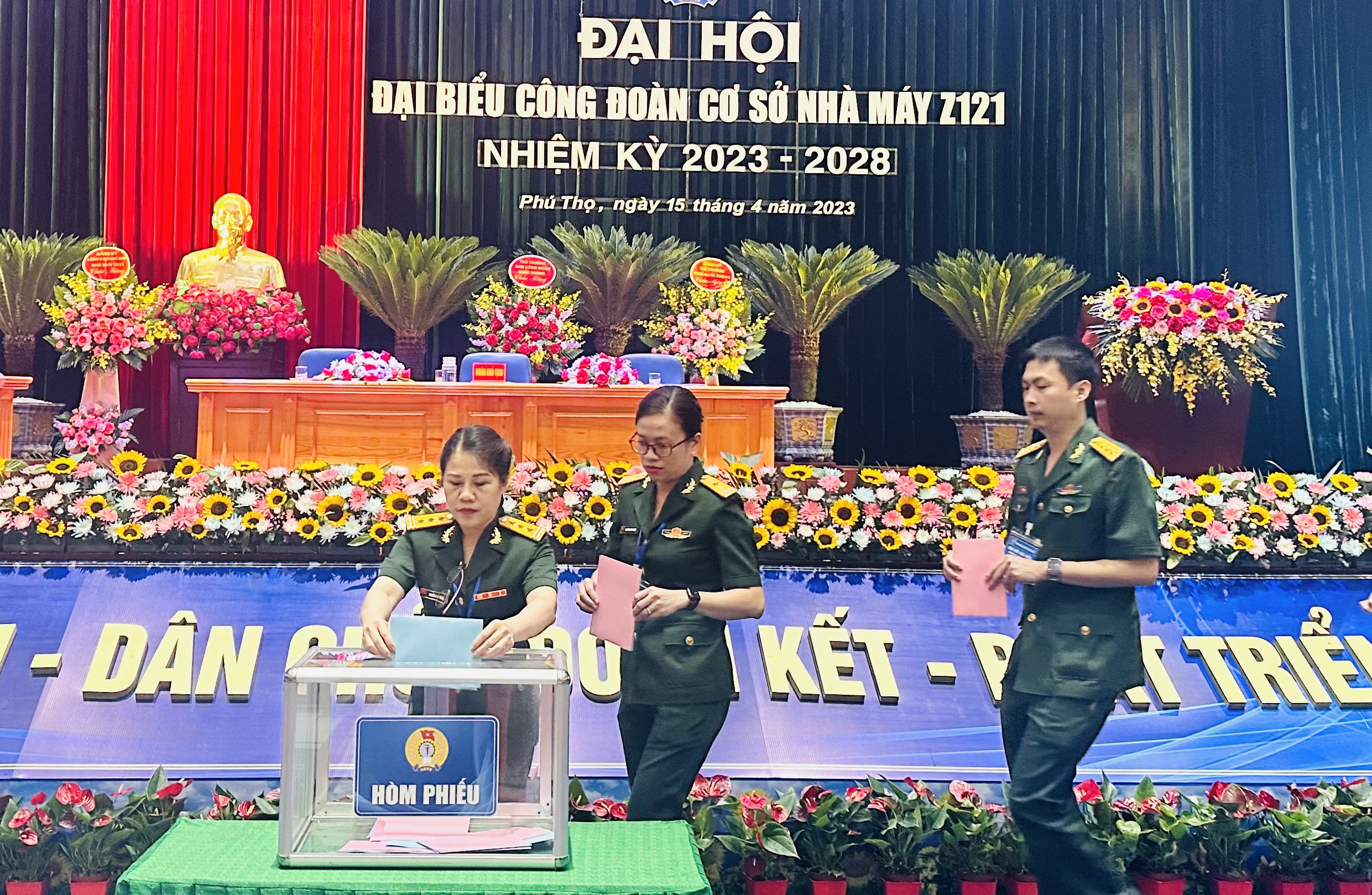 Hoạt động Công đoàn Nhà máy Z121 có nhiều chuyển biến tích cực