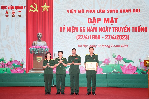 Gặp mặt kỷ niệm 55 năm Ngày truyền thống Viện Mô phôi lâm sàng Quân đội