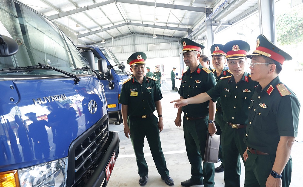 42 thí sinh tham dự Hội thi xe tốt, lái xe giỏi toàn quân 2023