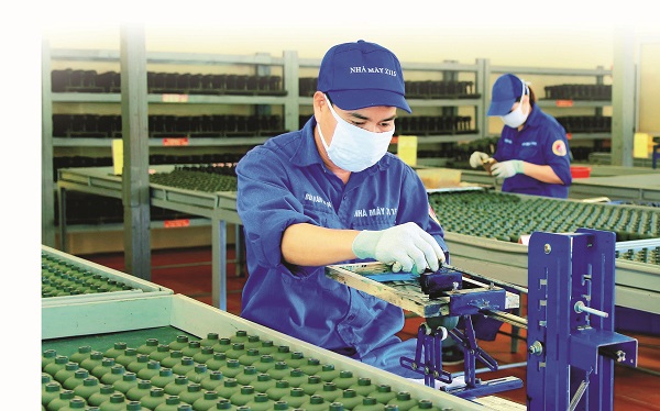 Vận dụng quan điểm chủ nghĩa Mác-Lênin về vai trò của vũ khí vào xây dựng Quân đội hiện đại