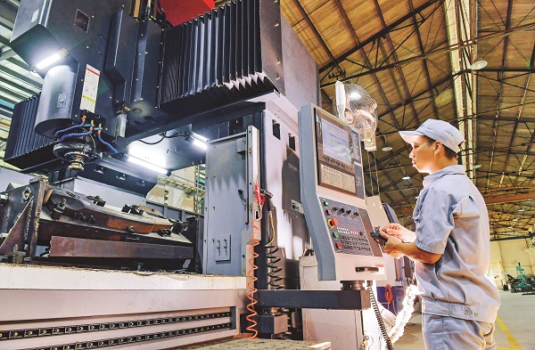 Nhà máy Z113 tích cực ứng dụng khoa học - công nghệ phát triển sản phẩm mới