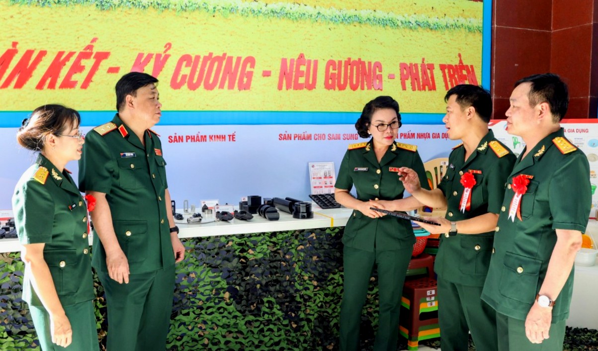 Nhà máy Z111 đẩy mạnh phát triển sản phẩm có hàm lượng công nghệ cao và mở rộng thị trường xuất khẩu