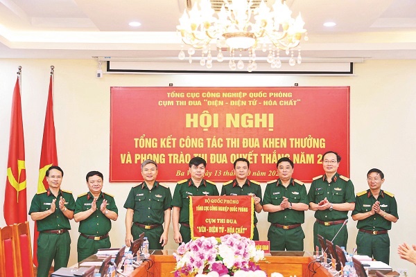 Xây dựng, nhân rộng điển hình tiên tiến - Nhiệm vụ trọng tâm của công tác thi đua, khen thưởng