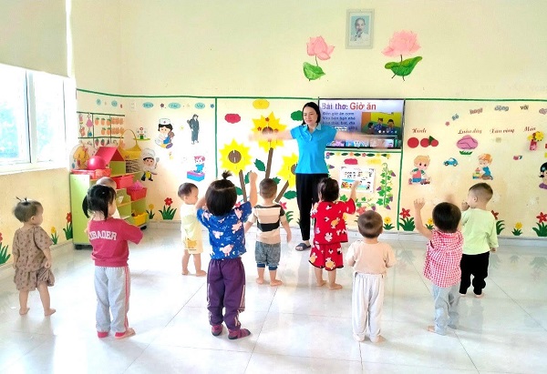 Mái trường không có ngày hè