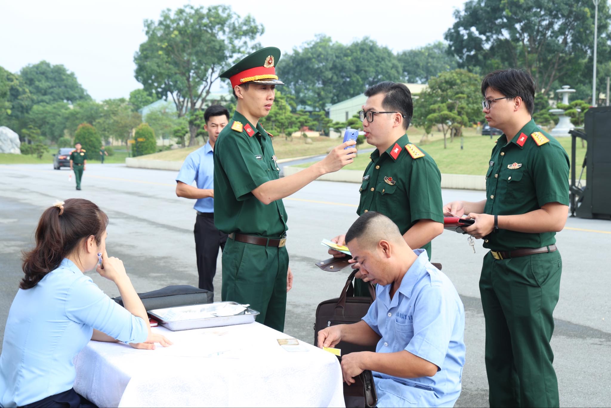 Nhà máy Z115 thực hiện tốt trật tự an toàn giao thông