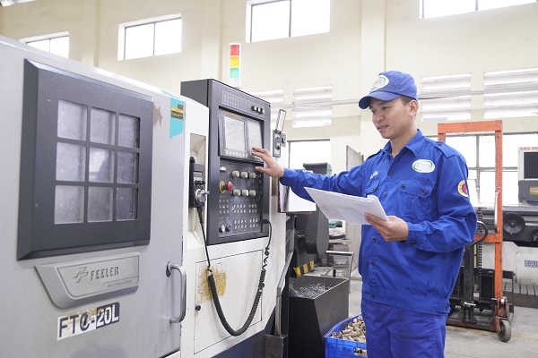 Lính thợ đam mê sáng kiến