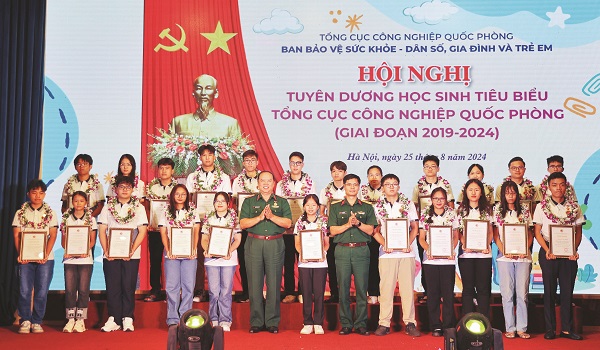 "Khuyến học, khuyến tài" ở Tổng cục Công nghiệp quốc phòng