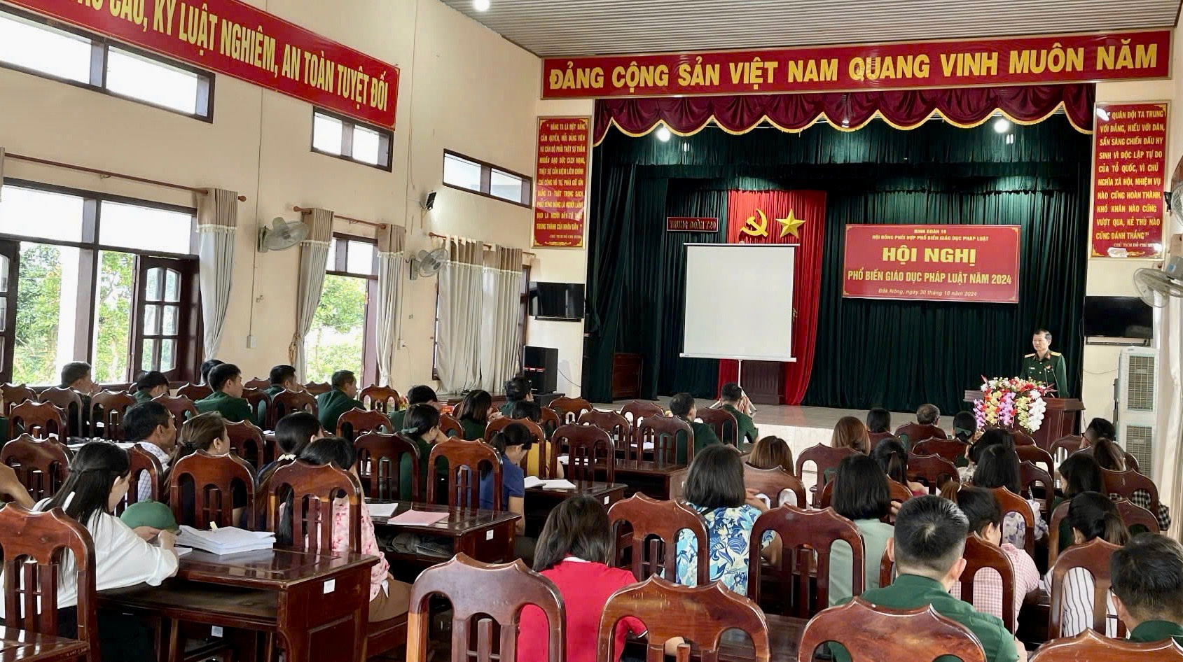 Binh đoàn 16 tổ chức phổ biến, giáo dục pháp luật năm 2024