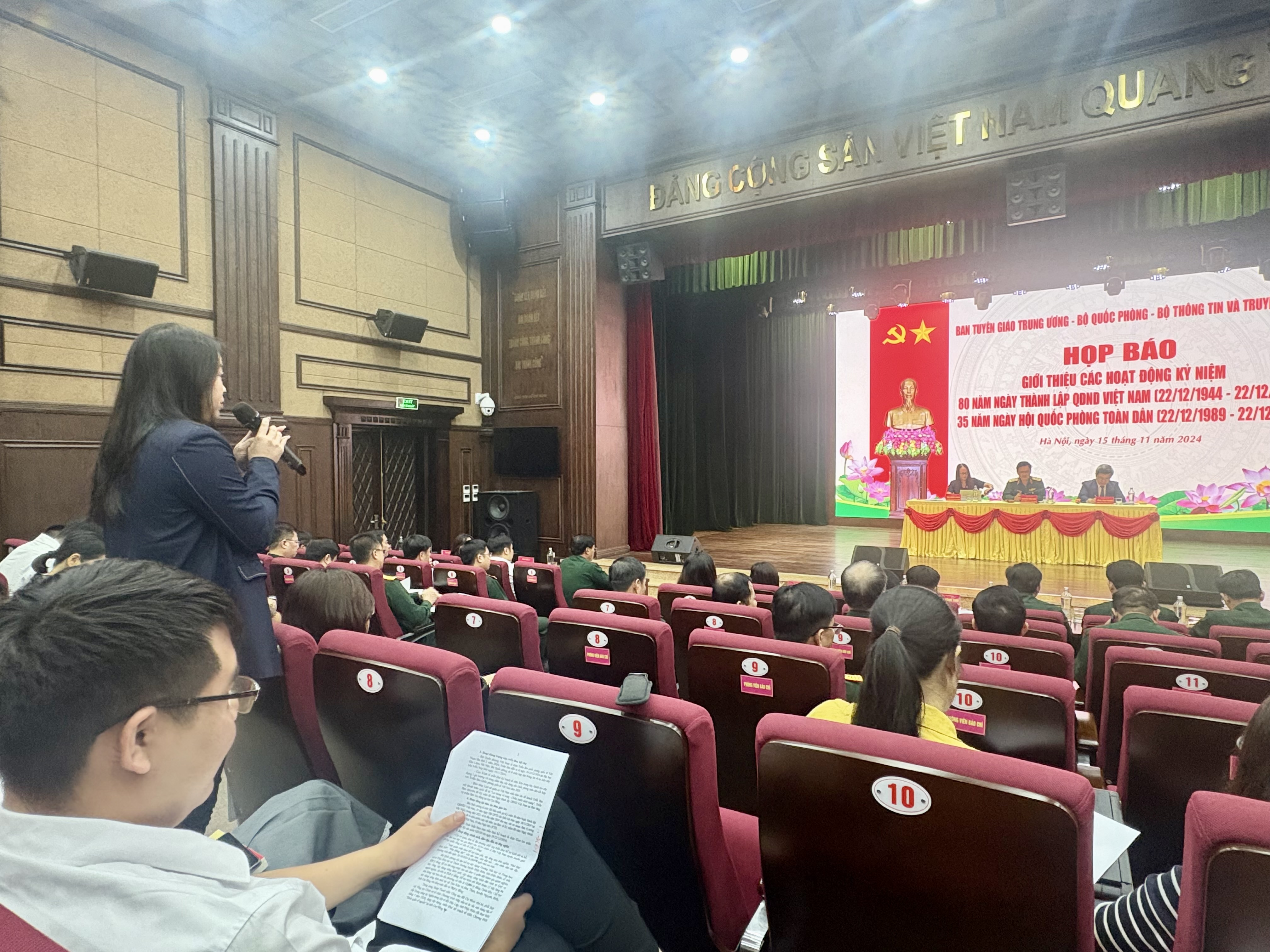 Nhiều hoạt động ý nghĩa chào mừng kỷ niệm 80 năm Ngày thành lập Quân đội nhân dân Việt Nam và 35 năm Ngày hội Quốc phòng toàn dân