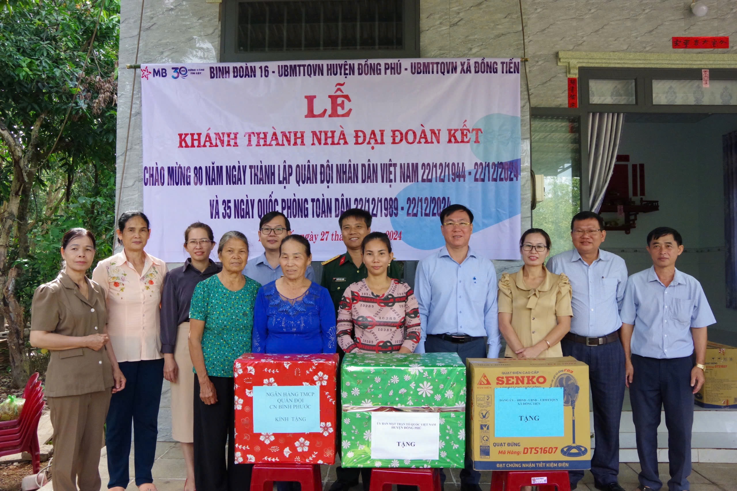 Binh đoàn 16 bàn giao Nhà Đại đoàn kết tại Bình Phước