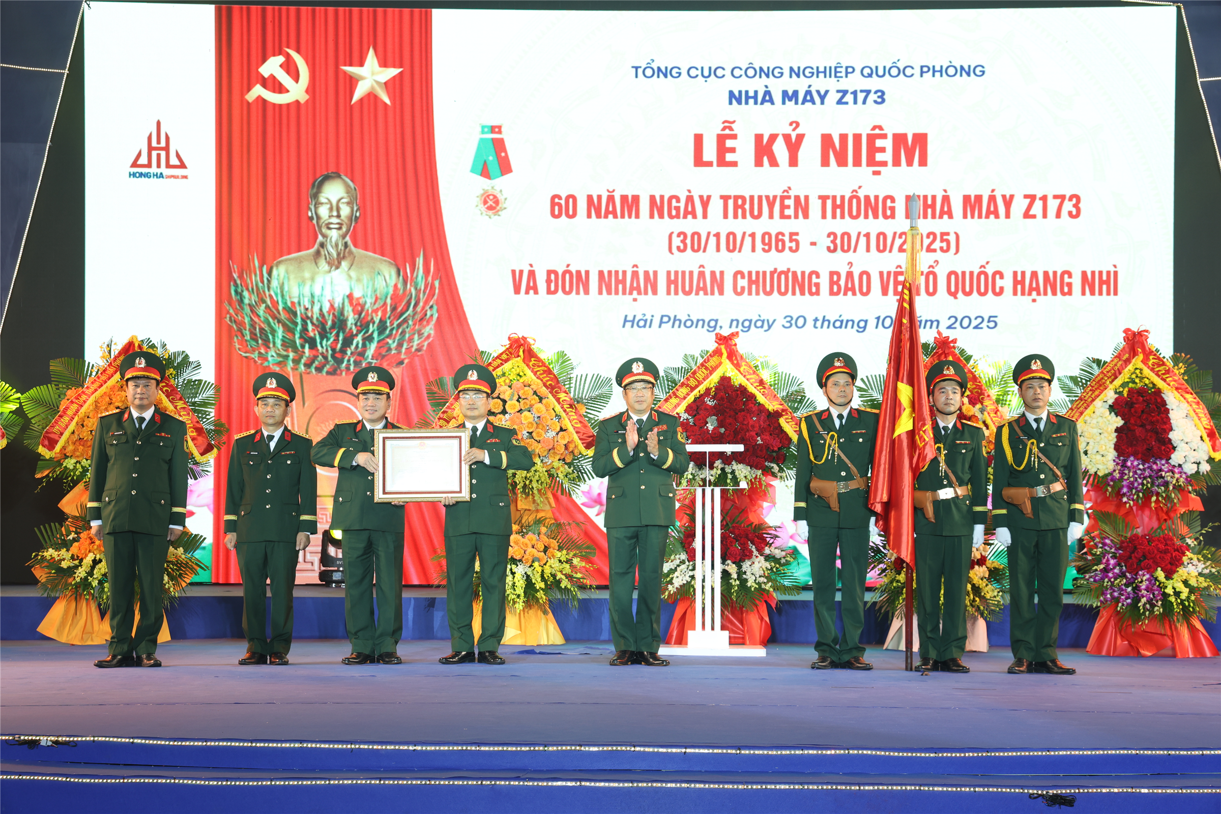 Nhà máy Z173 kỷ niệm 60 năm Ngày truyền thống và đón nhận Huân chương Bảo vệ Tổ quốc hạng Nhì