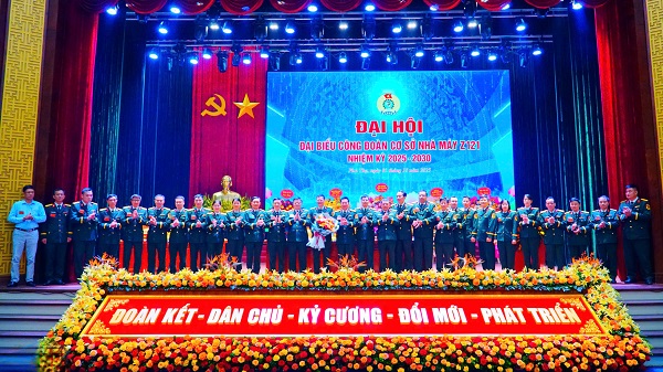 Nhà máy Z121 tổ chức Đại hội đại biểu Công đoàn cơ sở nhiệm kỳ 2025-2030